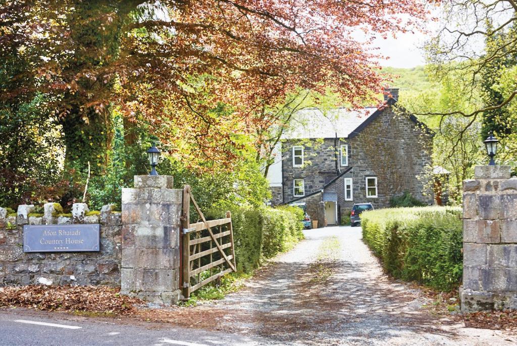 Afon Rhaiadr Country House Hotel Dolgellau Exterior foto